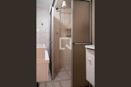 Banheiro  de kitnet/studio para alugar com 0 quarto, 25m² em Bela Vista, São Paulo