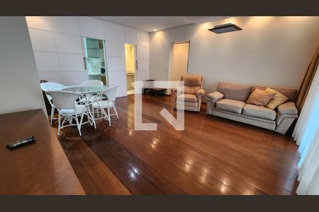 Sala de apartamento para alugar com 3 quartos, 182m² em Gonzaga, Santos