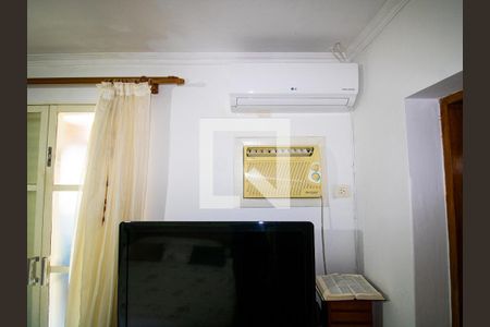 Casa à venda com 300m², 3 quartos e 3 vagasSuíte