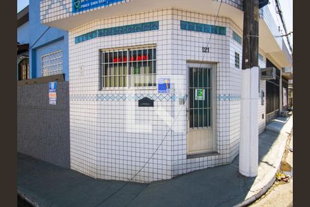 Casa à venda com 300m², 3 quartos e 3 vagasFachada com plaquinha