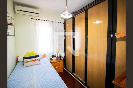 Casa à venda com 300m², 3 quartos e 3 vagasQuarto 2