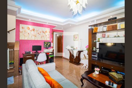 Sala de casa à venda com 3 quartos, 300m² em Vila Leonor, São Paulo