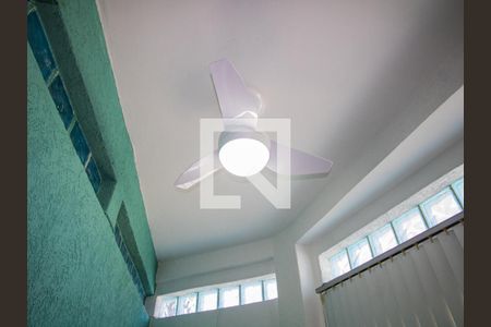 Casa à venda com 300m², 3 quartos e 3 vagasConsultório