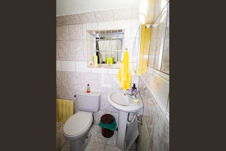 Casa à venda com 300m², 3 quartos e 3 vagasBanheiro 2