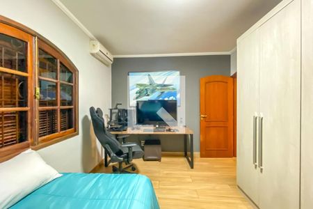 Casa à venda com 290m², 3 quartos e 3 vagasQuarto 2