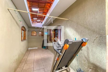 Casa à venda com 290m², 3 quartos e 3 vagasÁrea de Serviço