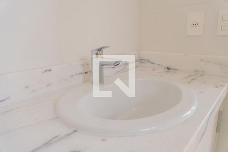 Casa de condomínio à venda com 155m², 3 quartos e 2 vagas Casa de condomínio à venda com 155m², 3 quartos e 2 vagasBanheiro da Suíte