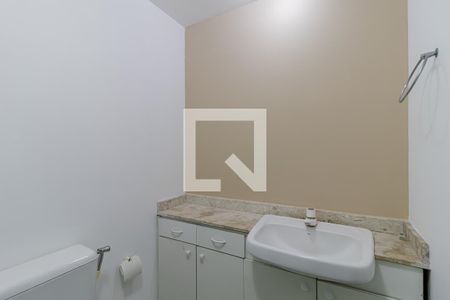 Banheiro da Suíte de apartamento para alugar com 2 quartos, 69m² em Aclimação, São Paulo