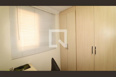 Casa à venda com 110m², 3 quartos e 2 vagasQuarto 3