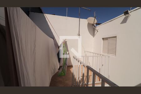Casa à venda com 110m², 3 quartos e 2 vagasQuintal