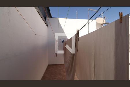 Casa à venda com 110m², 3 quartos e 2 vagasQuintal