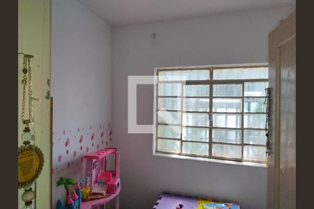 Casa à venda com 4 quartos, 201m² em União, Belo Horizonte