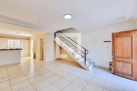 Casa de condomínio para alugar com 100m², 3 quartos e 2 vagasSala