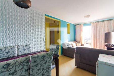 Sala de apartamento à venda com 2 quartos, 56m² em Veloso, Osasco
