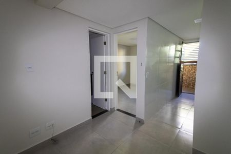 Sala  de casa para alugar com 1 quarto, 30m² em Vila Santa Clara, São Paulo