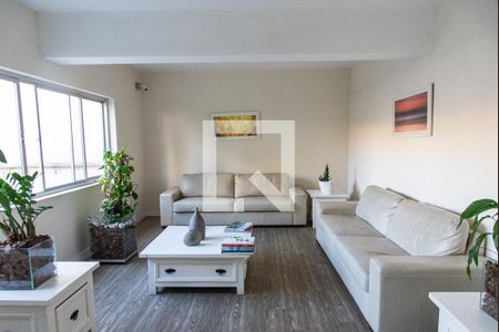 Apartamento para alugar com 80m², 2 quartos e 1 vaga Apartamento para alugar com 80m², 2 quartos e 1 vagaHall social