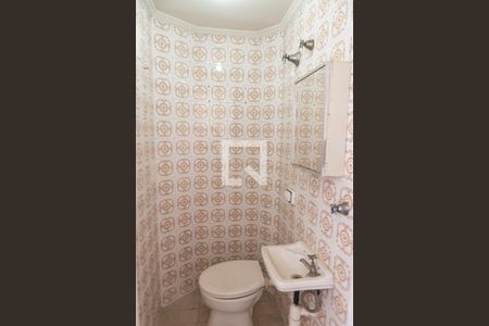 Apartamento para alugar com 80m², 2 quartos e 1 vaga Apartamento para alugar com 80m², 2 quartos e 1 vagaBanheiro de serviço