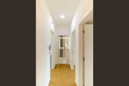 Corredor de apartamento para alugar com 2 quartos, 65m² em Higienópolis, São Paulo