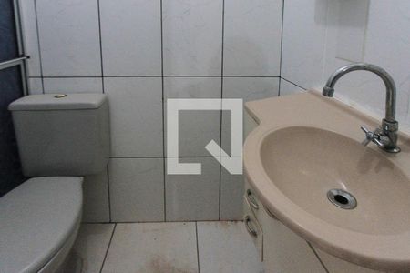 Banheiro de casa para alugar com 4 quartos, 80m² em Jardim Independência, São Paulo