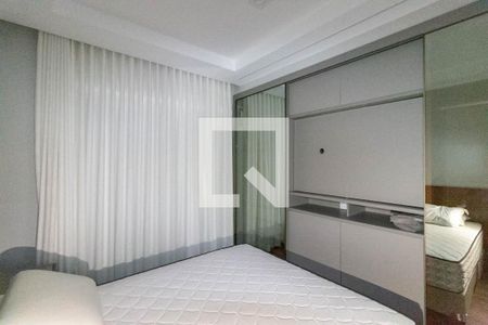 Quarto  de apartamento para alugar com 1 quarto, 63m² em Lourdes, Belo Horizonte