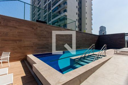 Apartamento à venda com 32m², 1 quarto e 1 vagaÁrea comum - Piscina