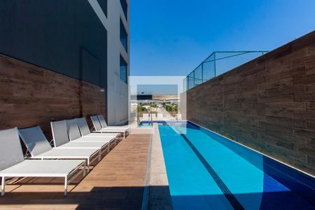 Apartamento à venda com 32m², 1 quarto e 1 vagaÁrea comum - Piscina