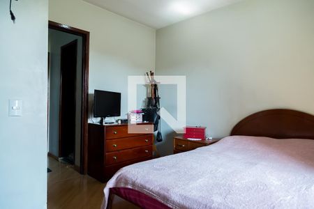 Casa à venda com 95m², 3 quartos e 2 vagasSuíte