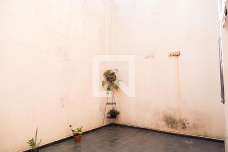 Casa à venda com 95m², 3 quartos e 2 vagasQuintal e Área de Serviço