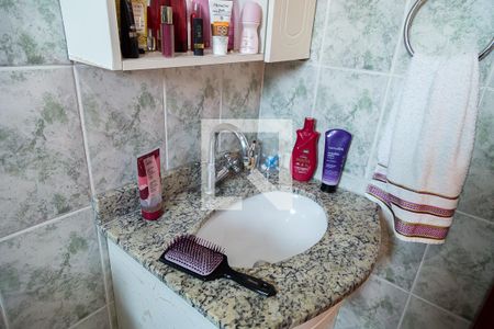 Casa à venda com 95m², 3 quartos e 2 vagasBanheiro da Suíte - Pia