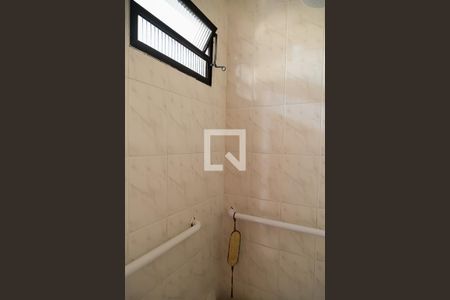 Casa à venda com 95m², 3 quartos e 2 vagasBanheiro de Serviço