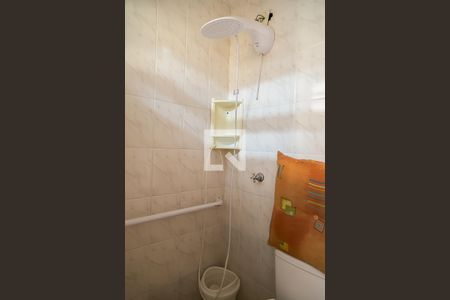 Casa à venda com 95m², 3 quartos e 2 vagasBanheiro de Serviço