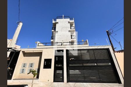 Apartamento para alugar com 49m², 2 quartos e sem vaga Apartamento para alugar com 49m², 2 quartos e sem vagaFachada