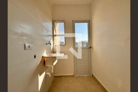 Apartamento para alugar com 49m², 2 quartos e sem vaga Apartamento para alugar com 49m², 2 quartos e sem vagaLavanderia