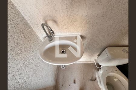 Apartamento à venda com 94m², 2 quartos e 1 vaga Apartamento à venda com 94m², 2 quartos e 1 vagaBanheiro de serviço