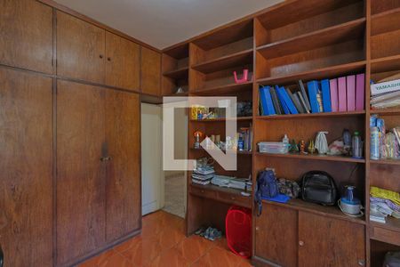 Casa à venda com 3 quartos, 200m² em Santa Efigênia, Belo Horizonte