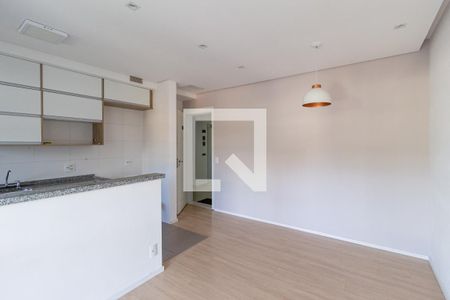 Sala de apartamento para alugar com 1 quarto, 41m² em Umuarama, Osasco