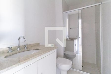 Banheiro de apartamento para alugar com 1 quarto, 41m² em Umuarama, Osasco