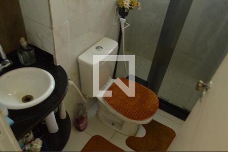 Banheiro  de apartamento à venda com 1 quarto, 38m² em Taquara, Rio de Janeiro