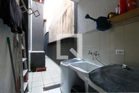 Casa à venda com 142m², 3 quartos e 2 vagasÁrea de Serviço