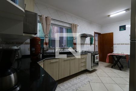 Casa à venda com 142m², 3 quartos e 2 vagasCozinha
