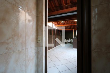 Casa à venda com 142m², 3 quartos e 2 vagasLavabo da Área Social