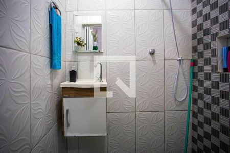 Casa à venda com 160m², 2 quartos e 1 vagaBanheiro 2