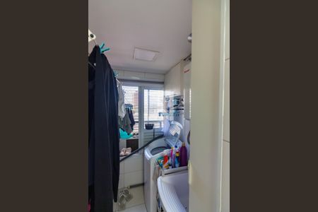 Apartamento à venda com 113m², 3 quartos e 3 vagas Apartamento à venda com 113m², 3 quartos e 3 vagasÁrea de Serviço