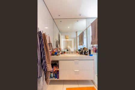 Apartamento à venda com 113m², 3 quartos e 3 vagas Apartamento à venda com 113m², 3 quartos e 3 vagasBanheiro da Suíte 2