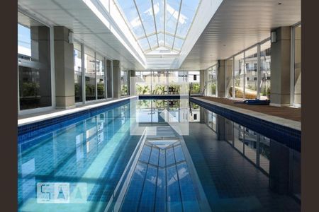 Apartamento à venda com 113m², 3 quartos e 3 vagas Apartamento à venda com 113m², 3 quartos e 3 vagasPiscina