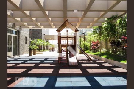 Apartamento à venda com 113m², 3 quartos e 3 vagas Apartamento à venda com 113m², 3 quartos e 3 vagasPlayground