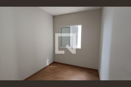 Quarto 1 de apartamento para alugar com 2 quartos, 57m² em Jardim São Carlos, Sorocaba