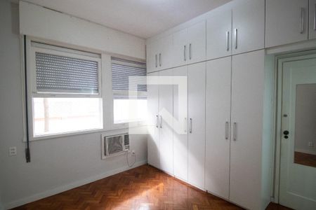 Suíte de apartamento para alugar com 2 quartos, 70m² em Copacabana, Rio de Janeiro