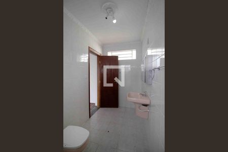 Casa para alugar com 343m², 5 quartos e 8 vagasBanheiro da Suíte 2