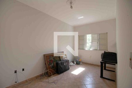 Casa para alugar com 343m², 5 quartos e 8 vagasEdícula